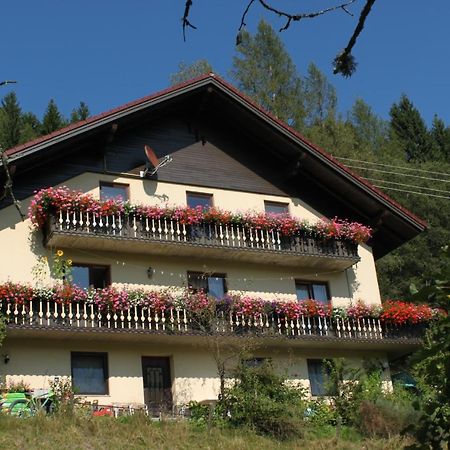 Haus Koenigshofer Lägenhet Sankt Kathrein am Hauenstein Exteriör bild